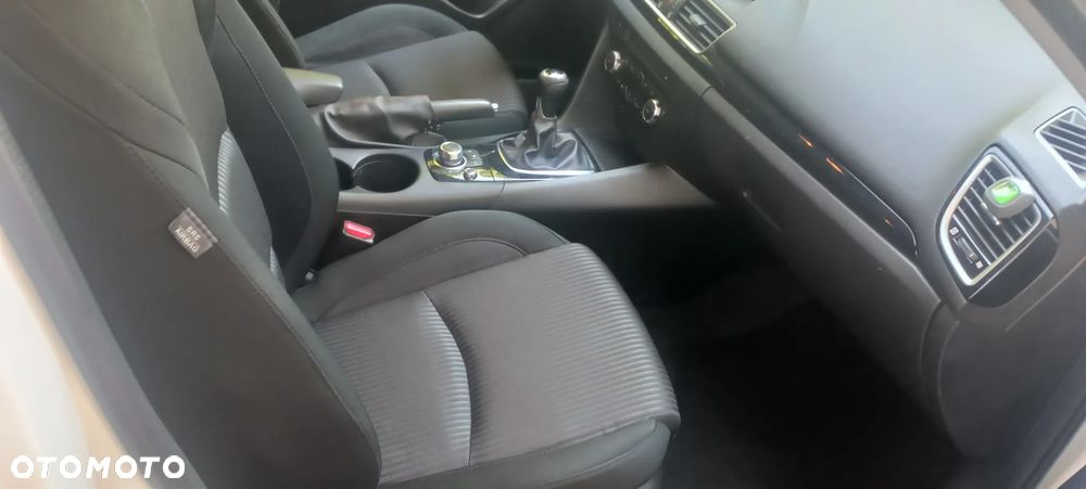 Mazda 3 SKYACTIV-G 120 Center-Line - 10