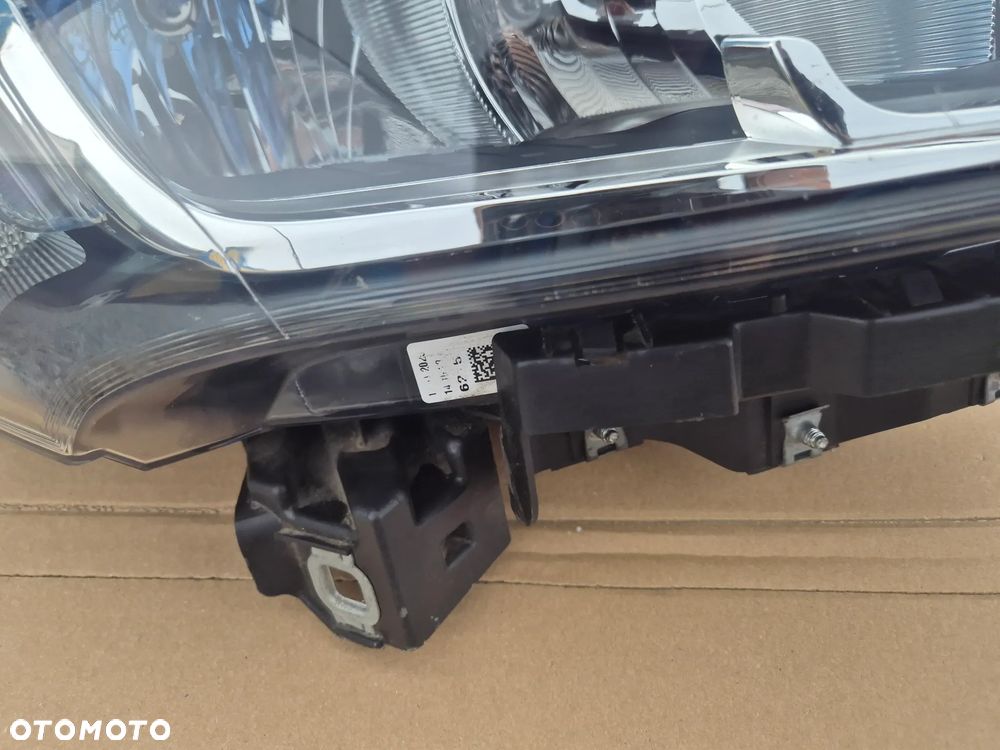 Fiat Doblo lampa prawa.2015-2022 .Czarna.Mopar OE - 6