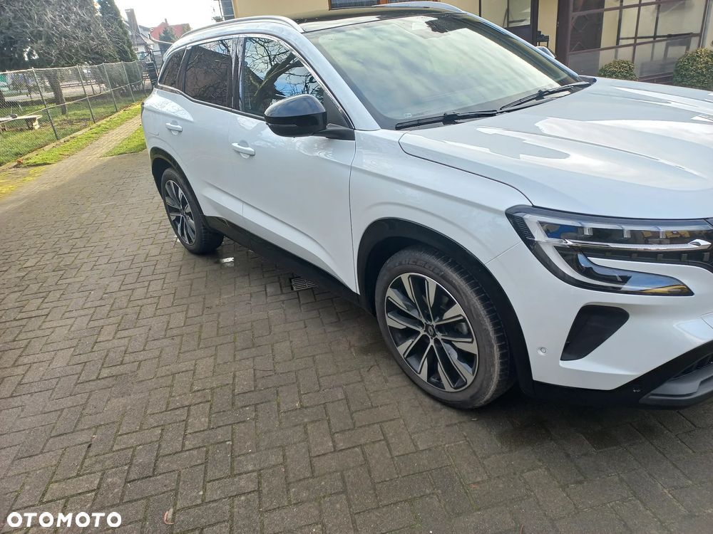 Renault Austral 1.3 TCe mHEV Iconic - 4