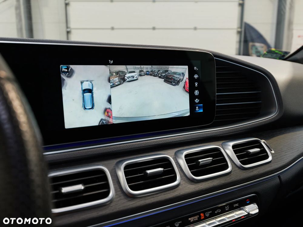 Mercedes-Benz GLE 300 d 4-Matic - 25