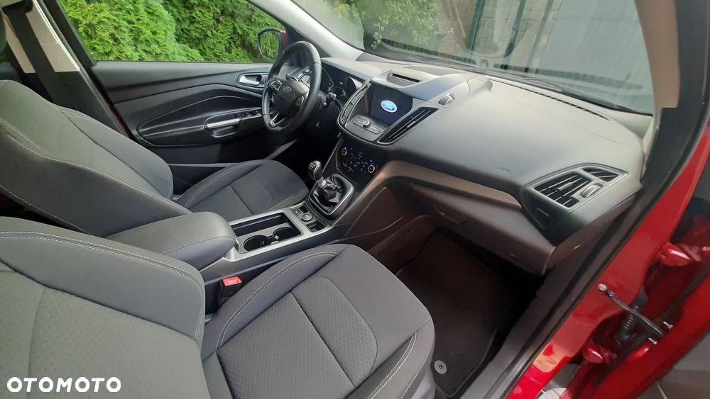 Ford Kuga 2.0 TDCi 4x2 Titanium - 32