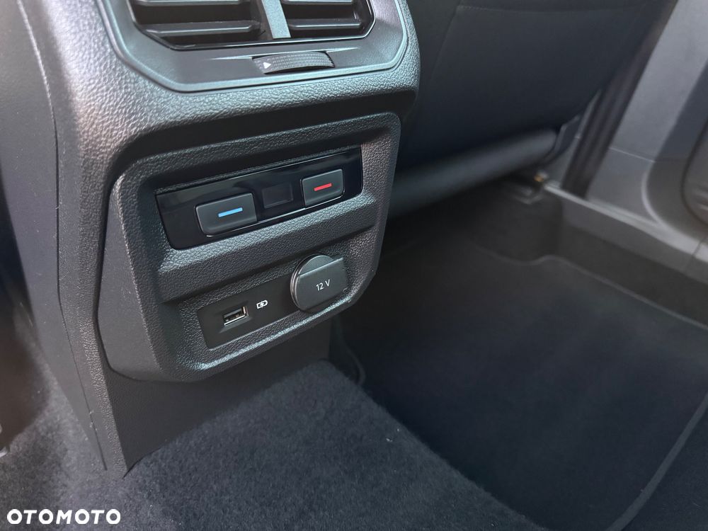 Volkswagen Tiguan - 27