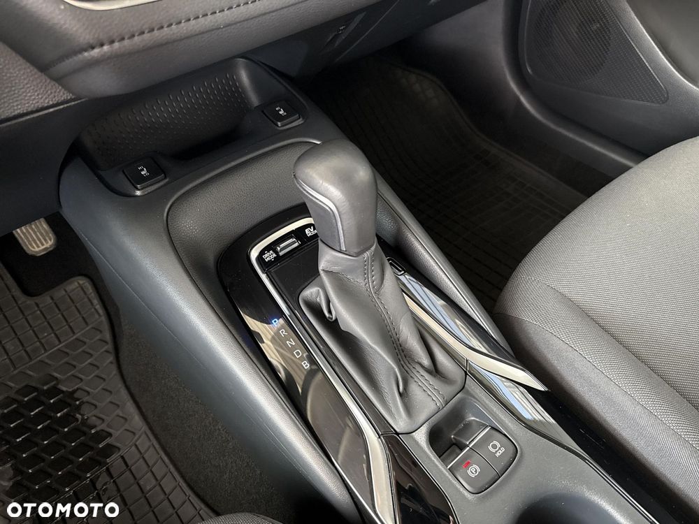 Toyota Corolla 1.8 Hybrid Comfort - 26