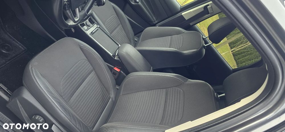 Ford Kuga 1.5 EcoBoost 2x4 Titanium - 15