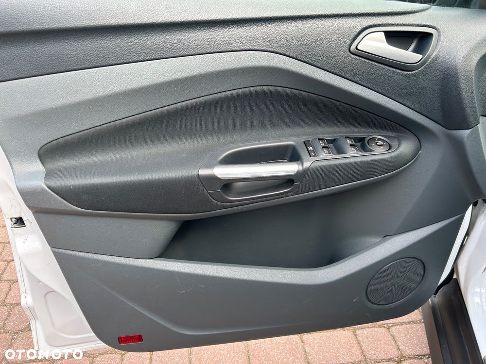 Ford C-MAX 2.0 TDCi Titanium - 13