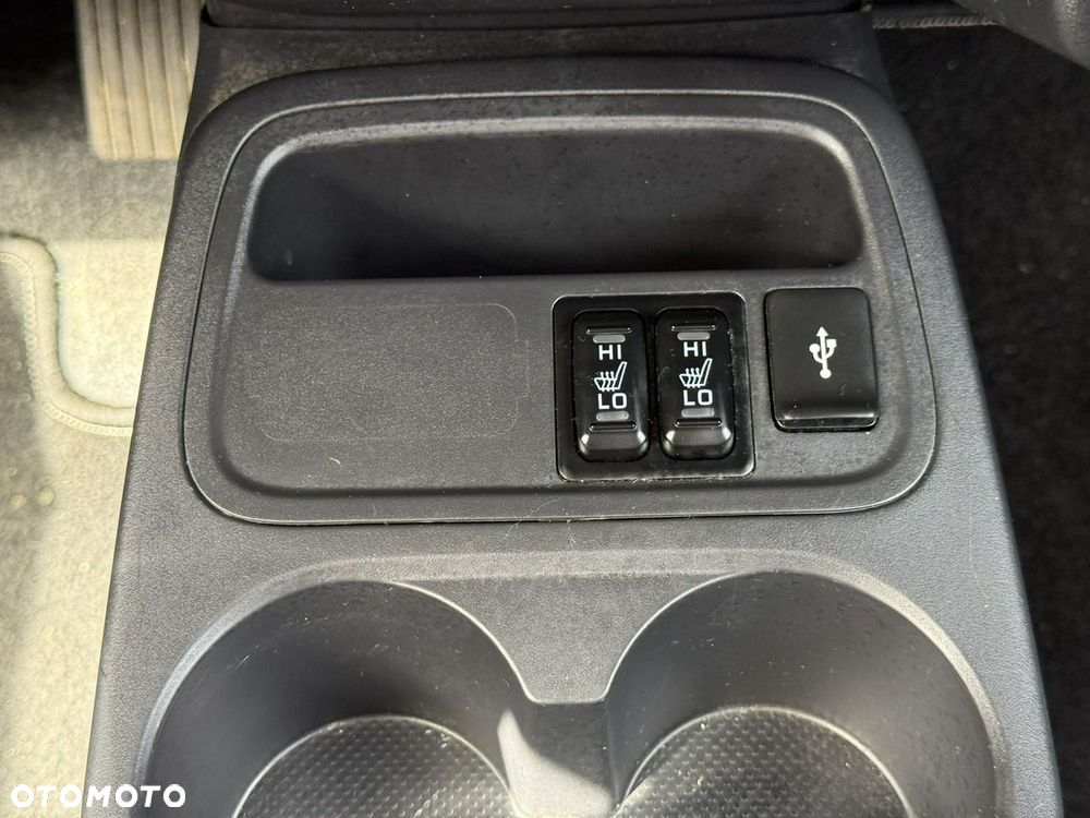 Mitsubishi Space Star 1.2 Intense CVT - 22