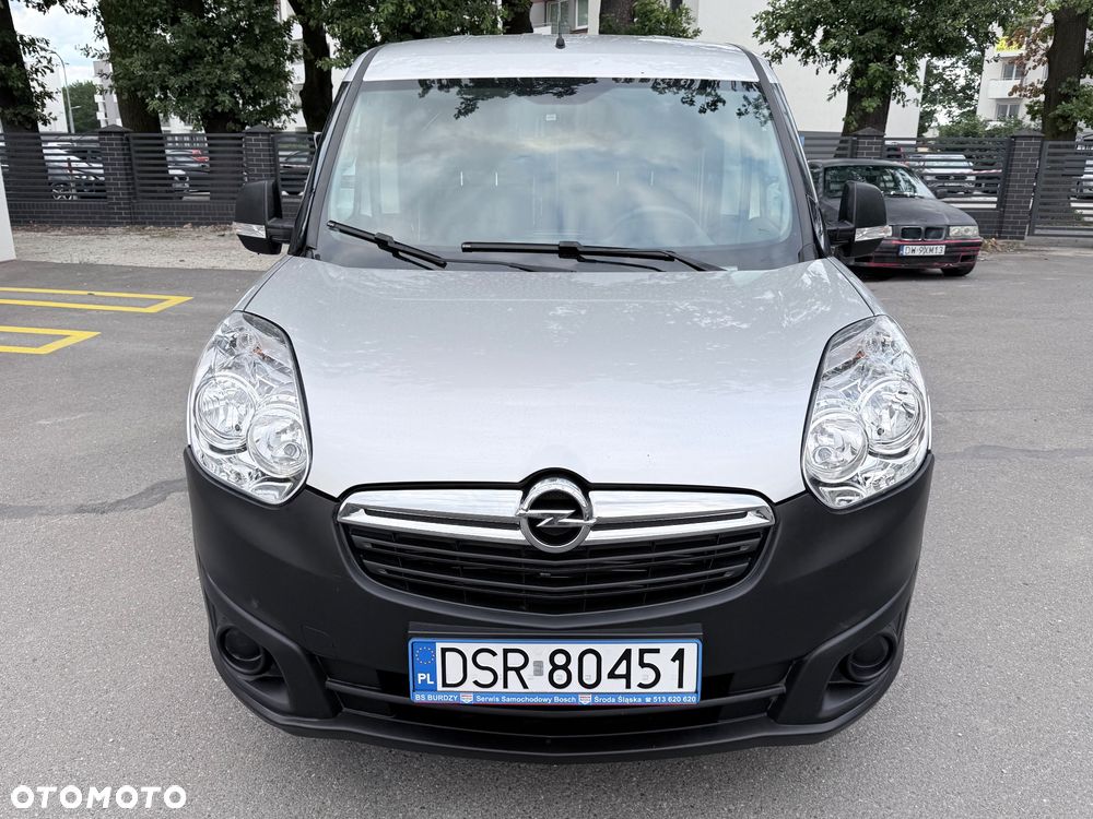 Opel COMBO - 27
