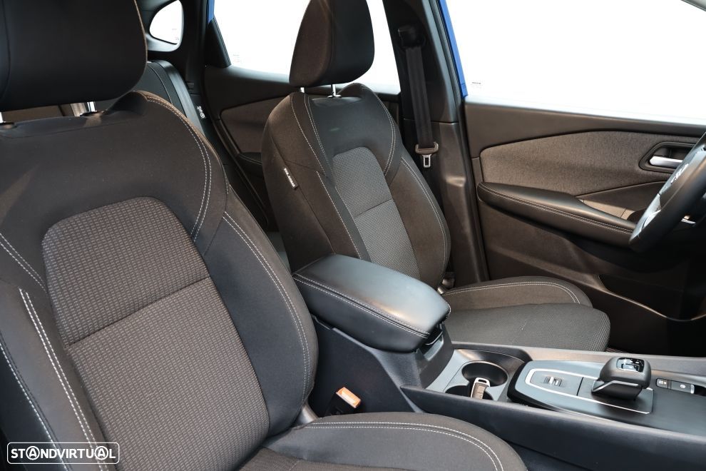 Nissan Qashqai 1.3 DIG-T Acenta Xtronic - 20