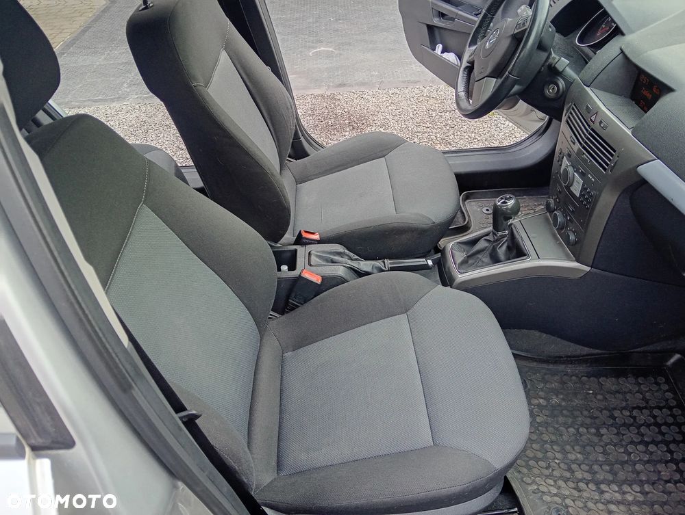 Opel Astra - 15