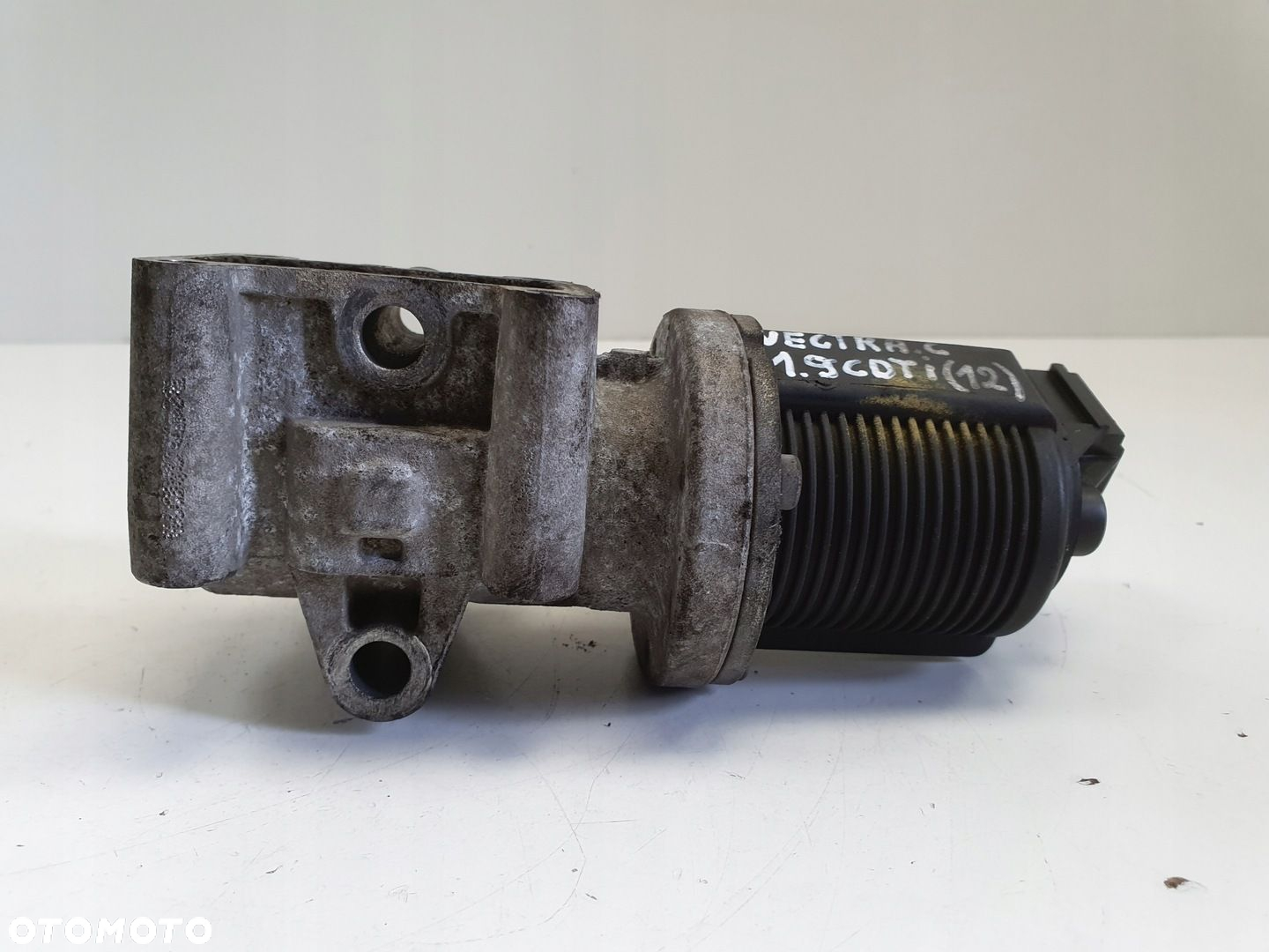 Opel Vectra C 1.9 CDTI ZAWÓR EGR 55215031 - 5