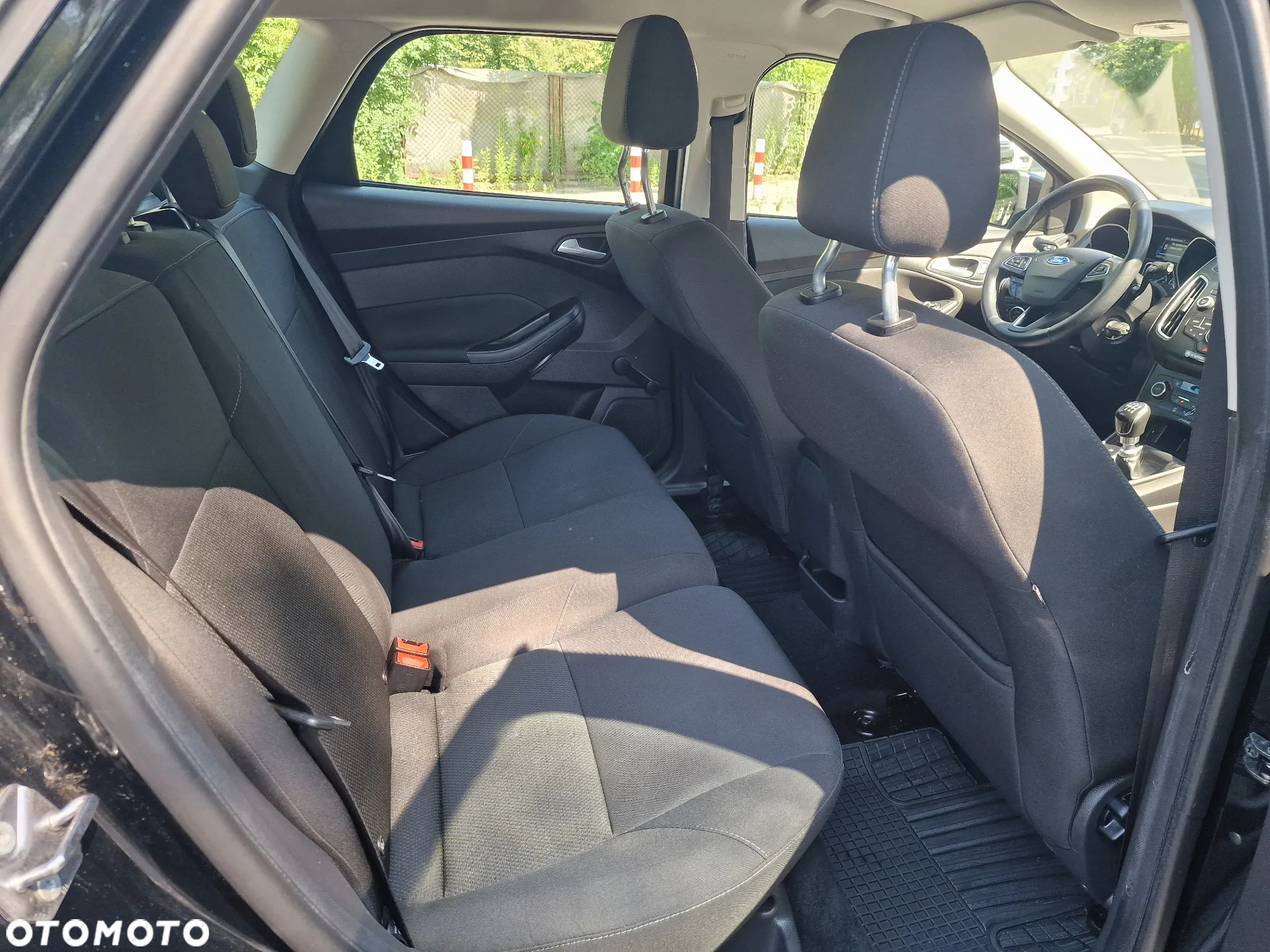 Ford Focus 1.0 EcoBoost Active - 11