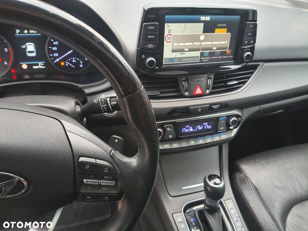 Hyundai i30 1.6 CRDI DCT Premium - 8
