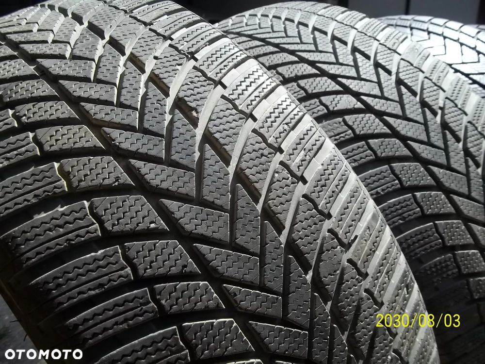 275/40 R22 PIRELLI i BRIDGESTONE - 2