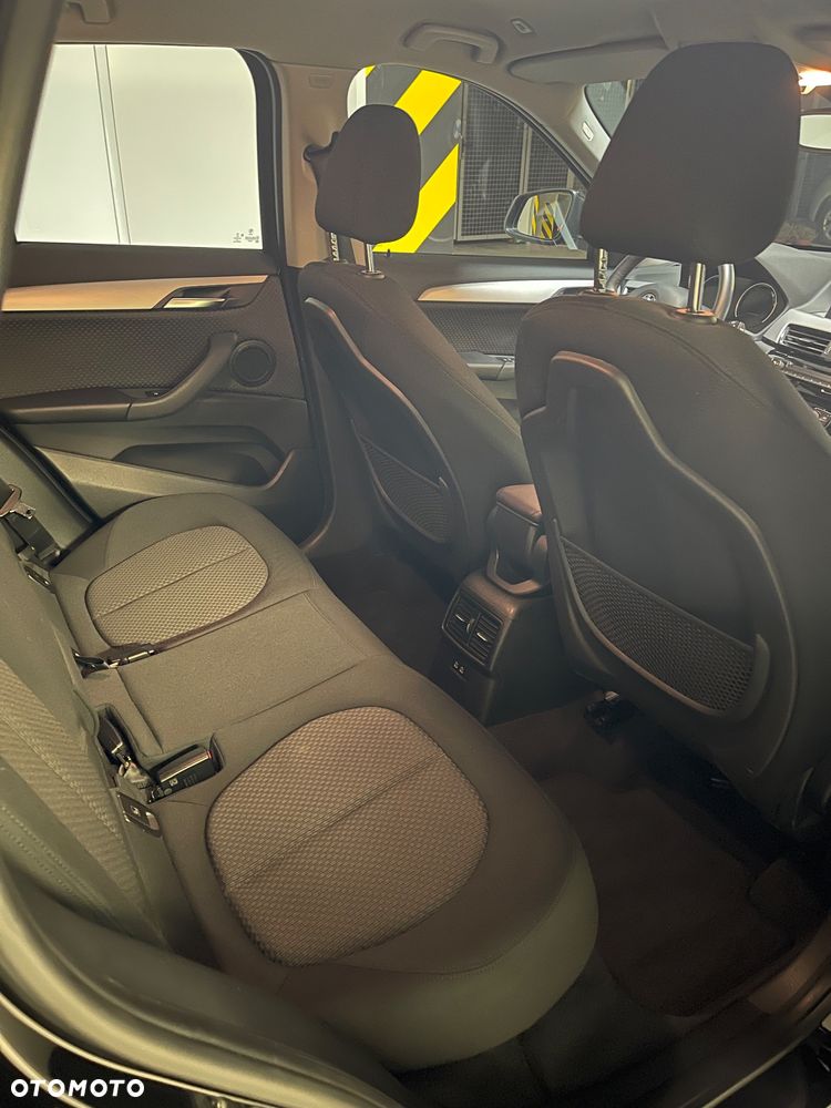 BMW X1 - 12