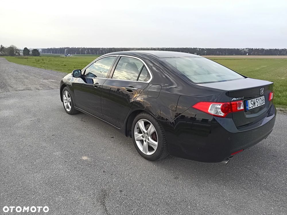 Honda Accord 2.4 Executive - 8