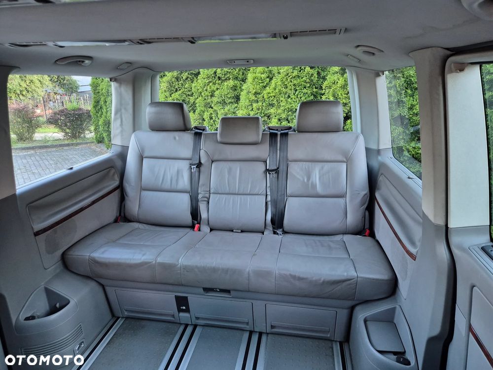 Volkswagen Multivan L1 Highline - 23