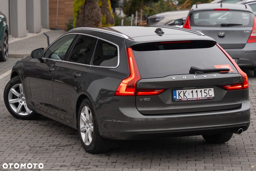 Volvo V90 D3 Geartronic Momentum Pro - 14
