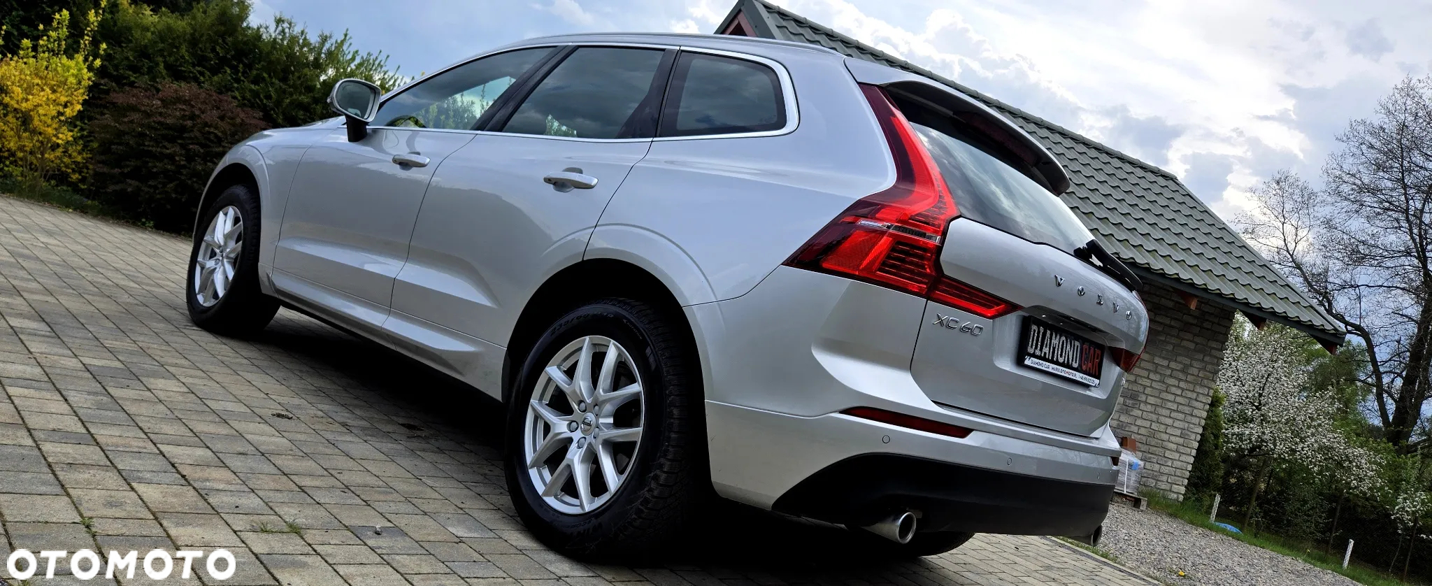 Volvo XC 60 B4 D Plus Dark - 14