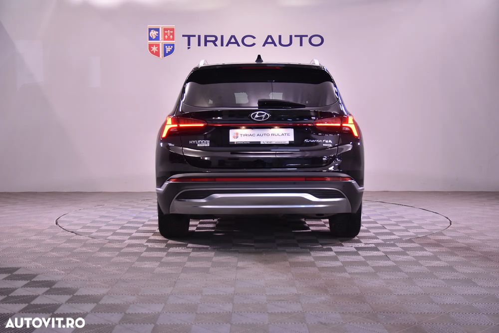 Hyundai Santa Fe 2.2 CRDi 4WD 8AT Luxury - 4