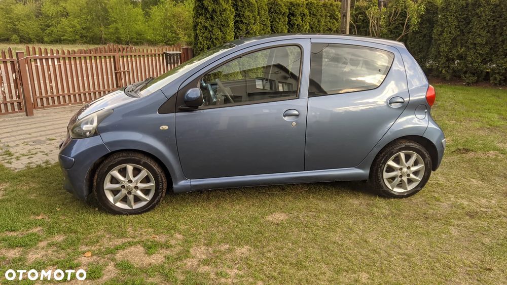 Toyota Aygo 1.0 VVT-i Sol - 2