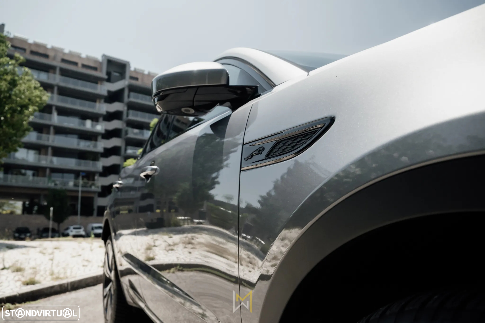 Jaguar E-Pace 1.5 P300e R-Dynamic SE AWD Aut. - 11