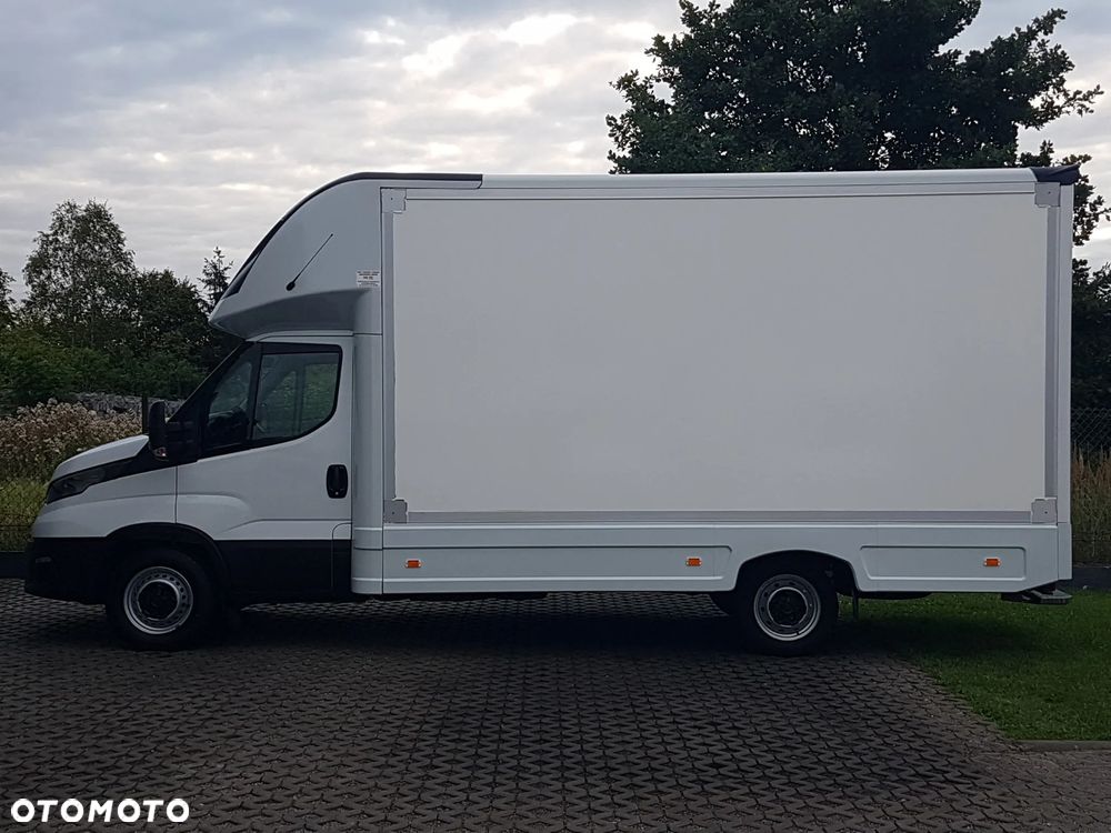 Iveco DAILY KONTENER NISKOPODŁOGOWY 4,43x2,23x2,42 SKLEP FOODTRUCK BAR KLIMA KONIOWÓZ KAMPER - 11
