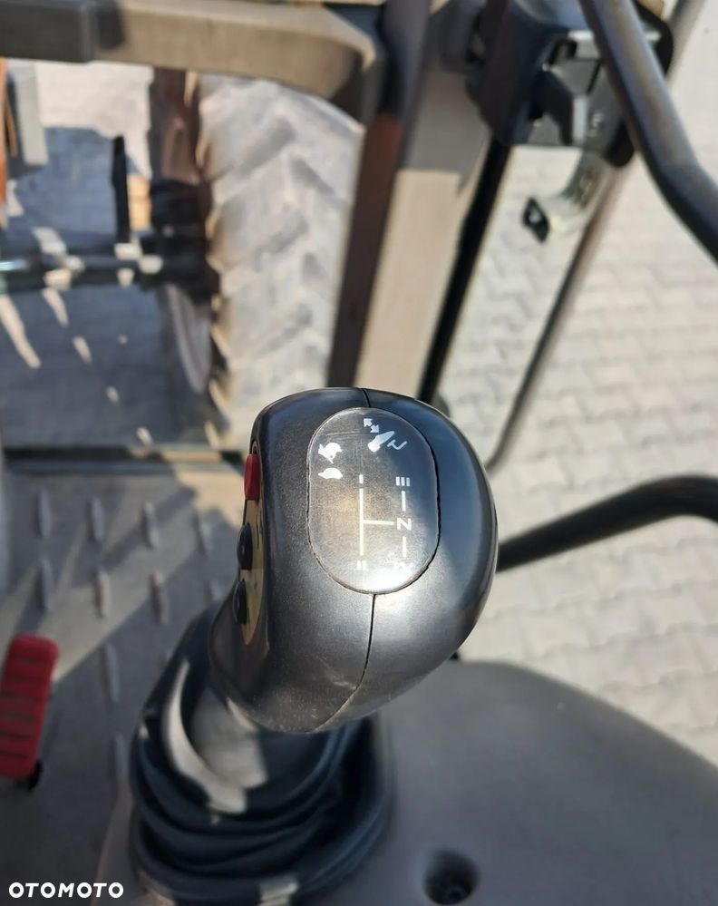 Renault Ares 626RZ - 16