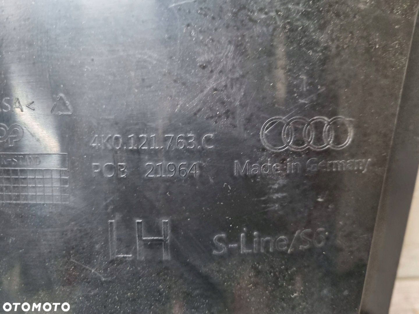 Audi A6 S6 C8 4K 2021 Przód strona lewa Kierownice powietrza - 10