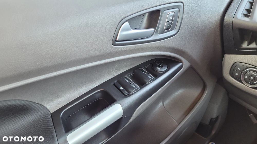Ford Tourneo Connect 1.5 EcoBlue Titanium - 21
