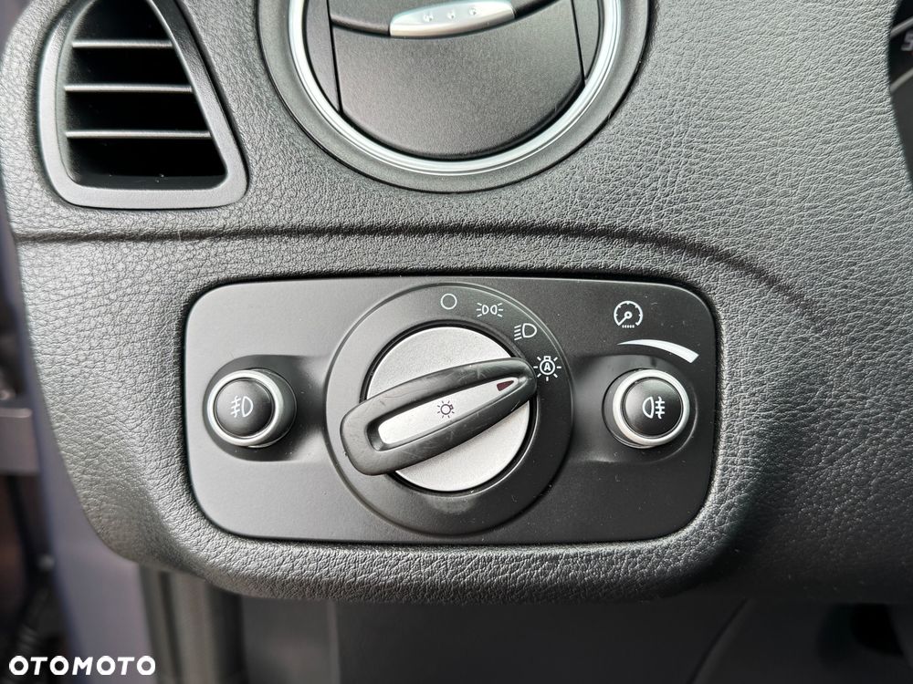 Ford S-Max 2.0 TDCi DPF Titanium - 30