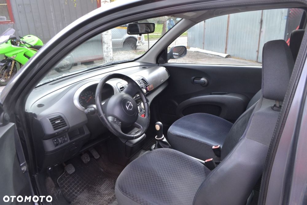 Nissan Micra - 6
