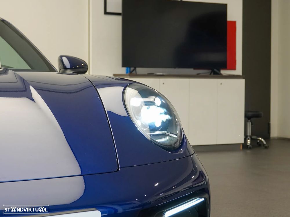 Porsche 911 (992) Carrera PDK - 17
