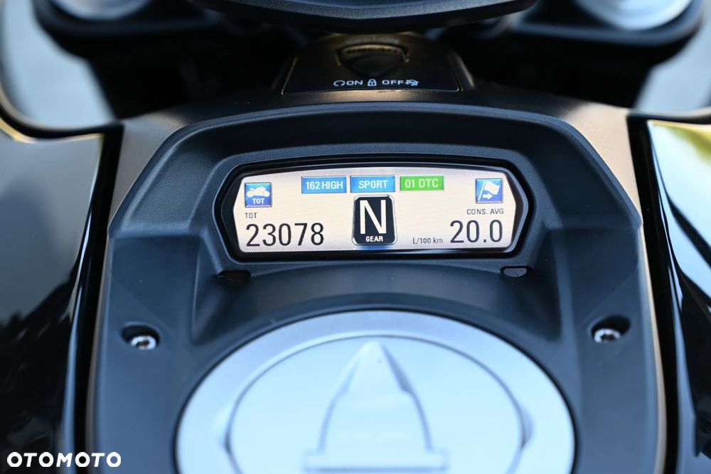 Ducati Diavel - 9