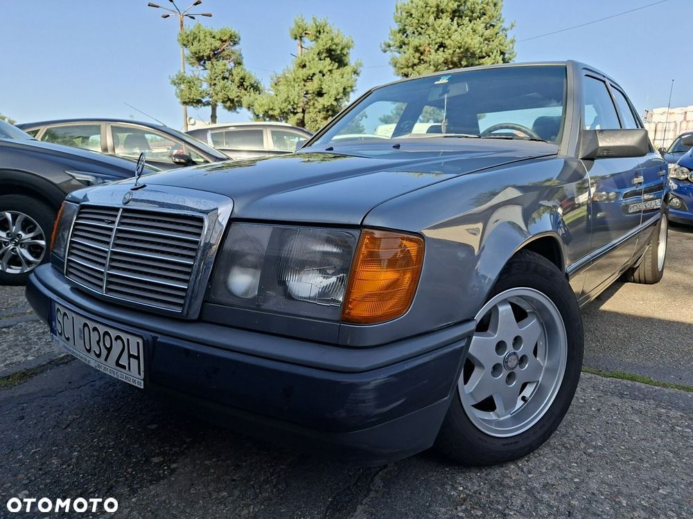 Mercedes-Benz Klasa E 200 - 2