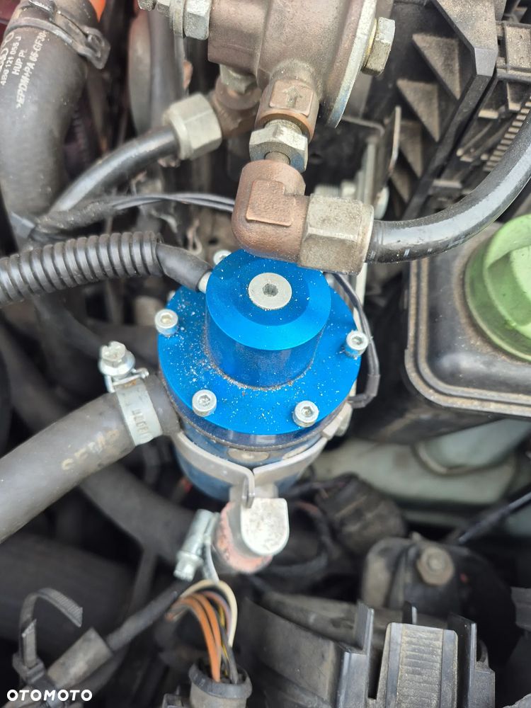 Volkswagen Passat - 19