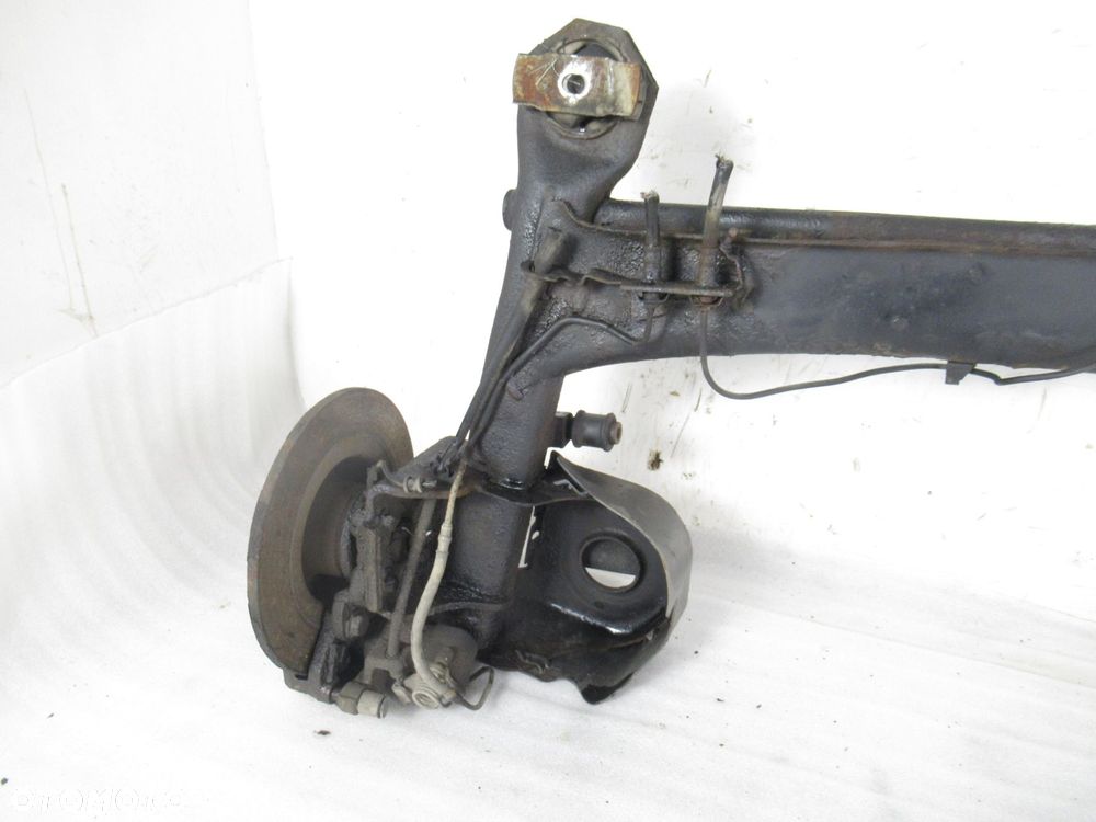 BELKA TYŁ RENAULT LAGUNA II LIFTBACK HB - 12