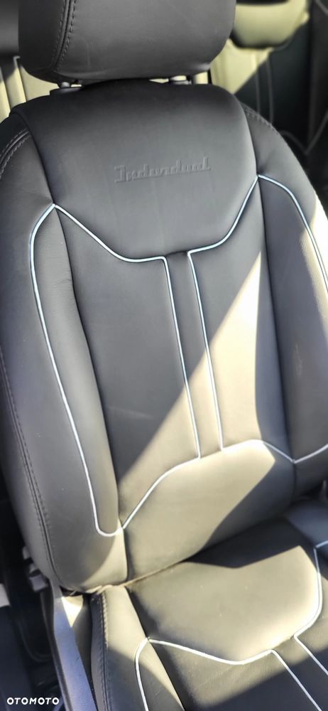 Ford Kuga 2.0 TDCi 4x4 Individual - 14