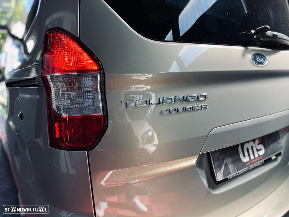 Ford Tourneo Courier 1.0 EcoBoost Titanium - 13