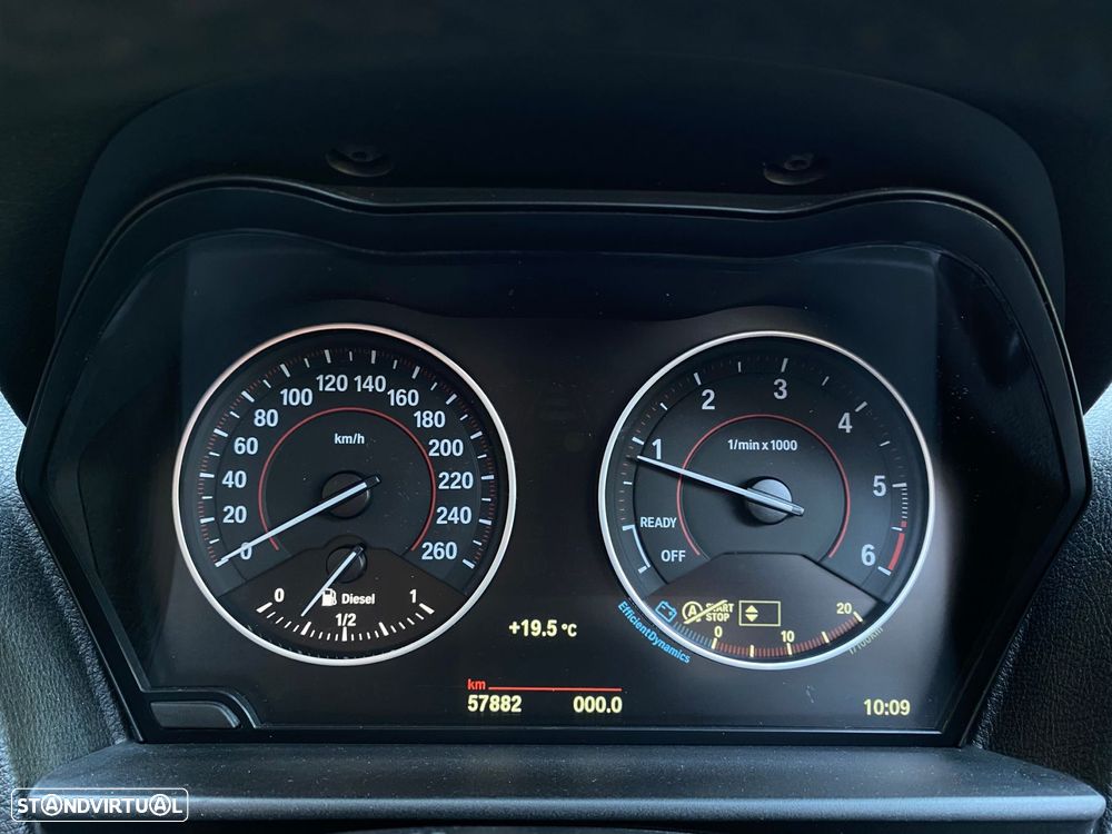 BMW 220 d Cabrio Pack M - 24