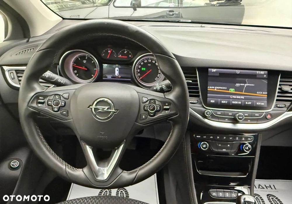 Opel Astra 1.6 D (CDTI) Start/Stop Innovation - 21