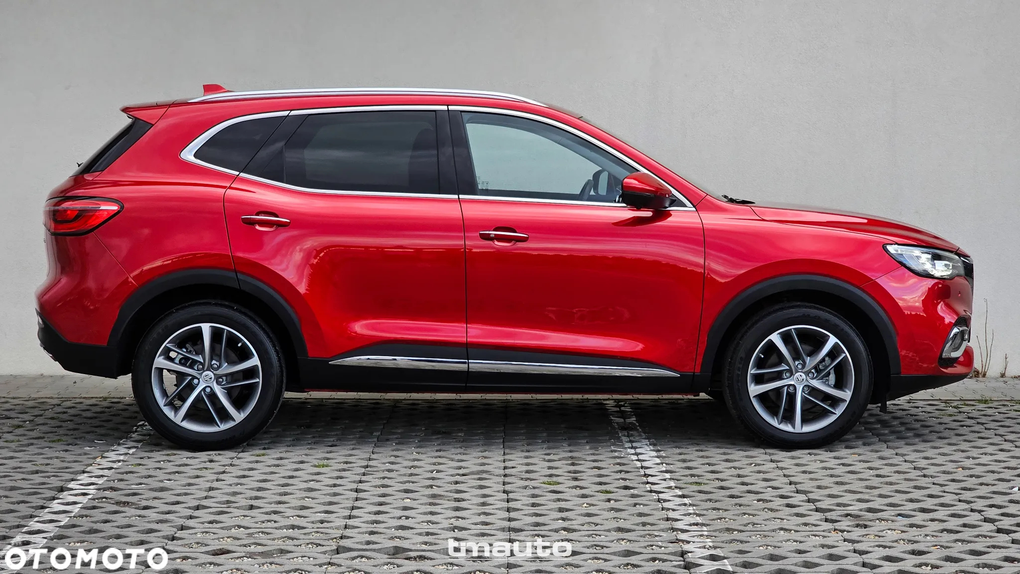 MG HS 1.5 T-GDI Exclusive - 23