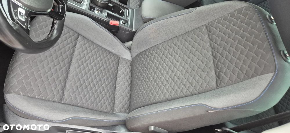 Volkswagen Golf 1.6 TDI SCR Join - 23