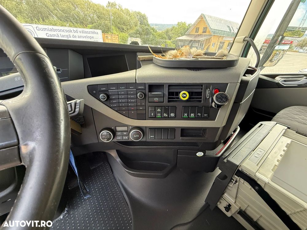 Volvo FH - 10
