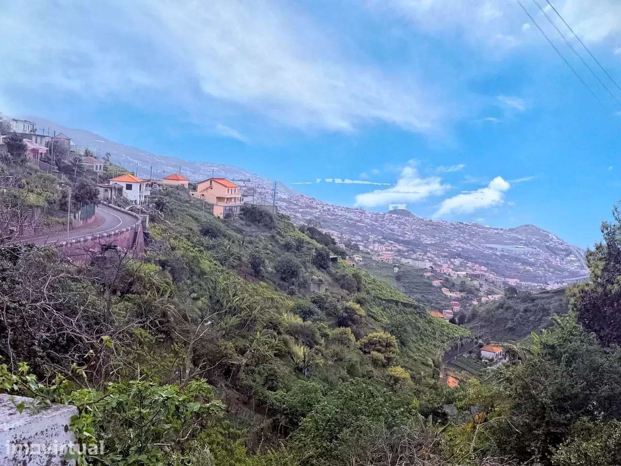 Terreno com Vista Mar - Estreito de Câmara de Lobos - Grande imagem: 4/11
