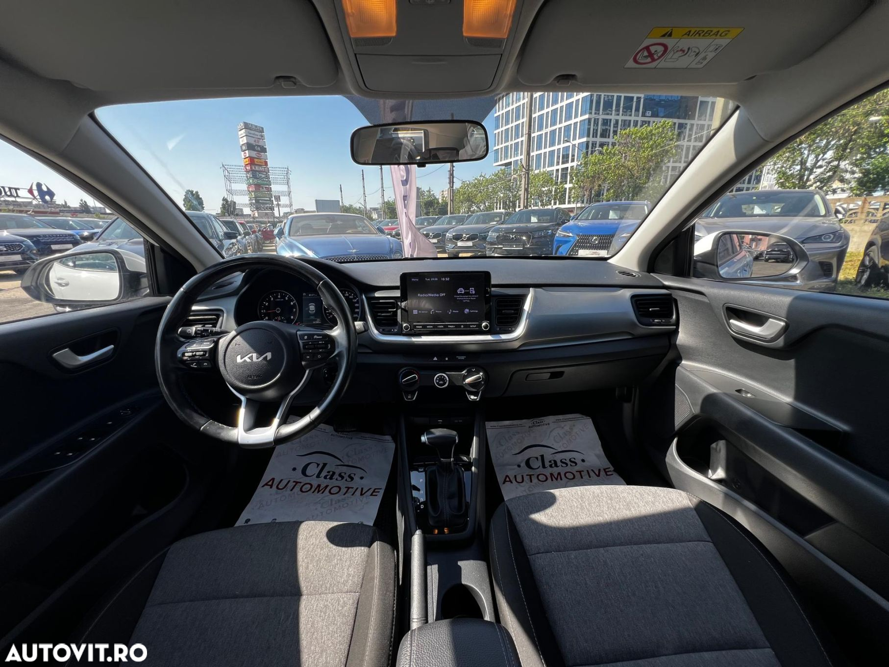 Kia Stonic 1.0 T-GDI 7DCT HP MHEV Trend - 4
