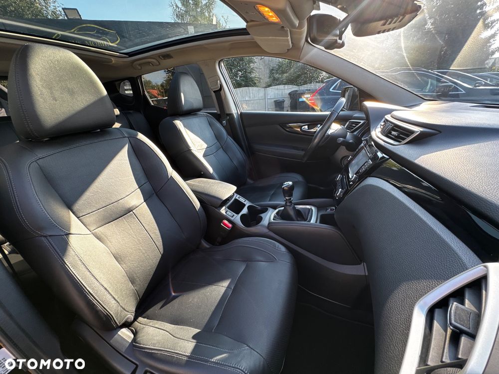 Nissan Qashqai 1.6 DIG-T Tekna+ - 29