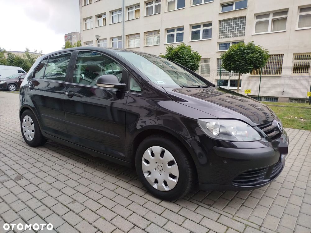 Volkswagen Golf Plus - 1