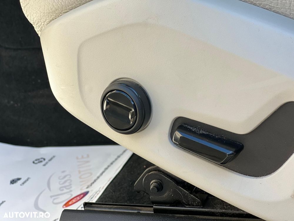 Volvo XC 60 T6 AWD AT PHEV Plus Bright - 16