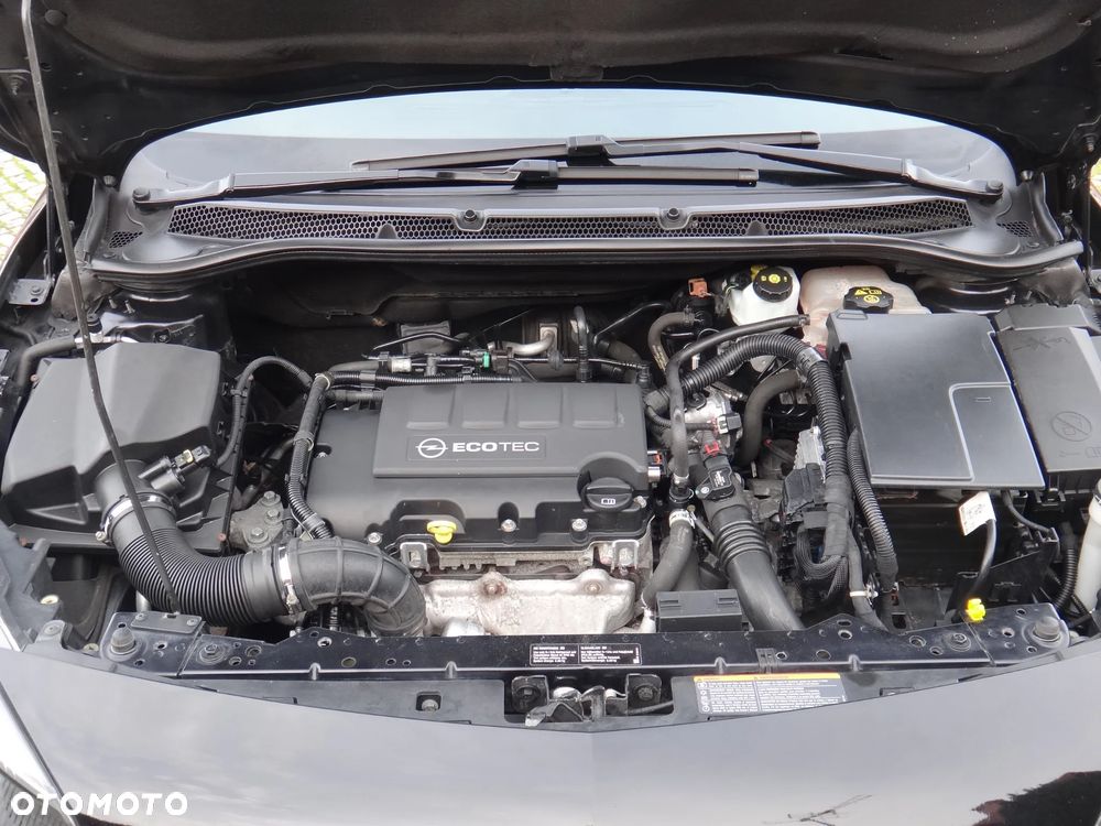 Opel Astra IV 1.4 T Sport - 34