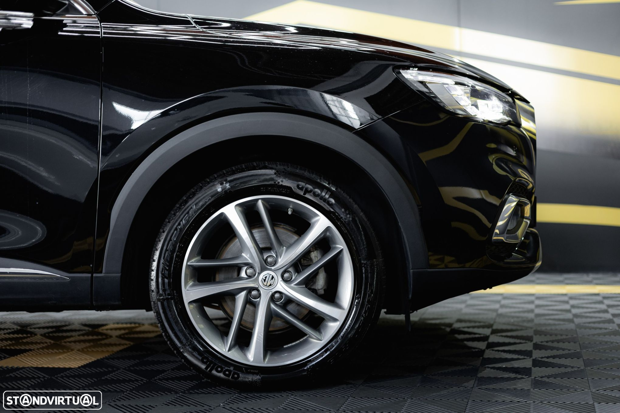 MG EHS 1.5T-GDI PHEV Luxury - 12